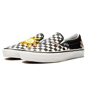 NWOT Vans x Skateistan Skate Slip-On men’s 4 Women’s 5.5